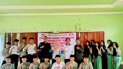DPC MOI Mesuji Kenalkan Dasar-Dasar Jurnalistik kepada Siswa MTs Rodhotul Huda