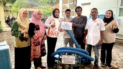 Wabup Sidoarjo Serahkan Bantuan Alsintan