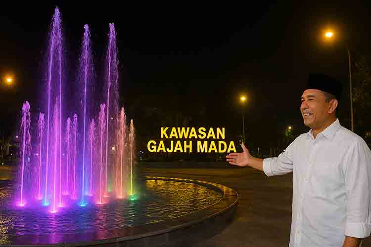 Air Mancur Menari Resmi Hiasi Kawasan Gajah Mada Lamongan