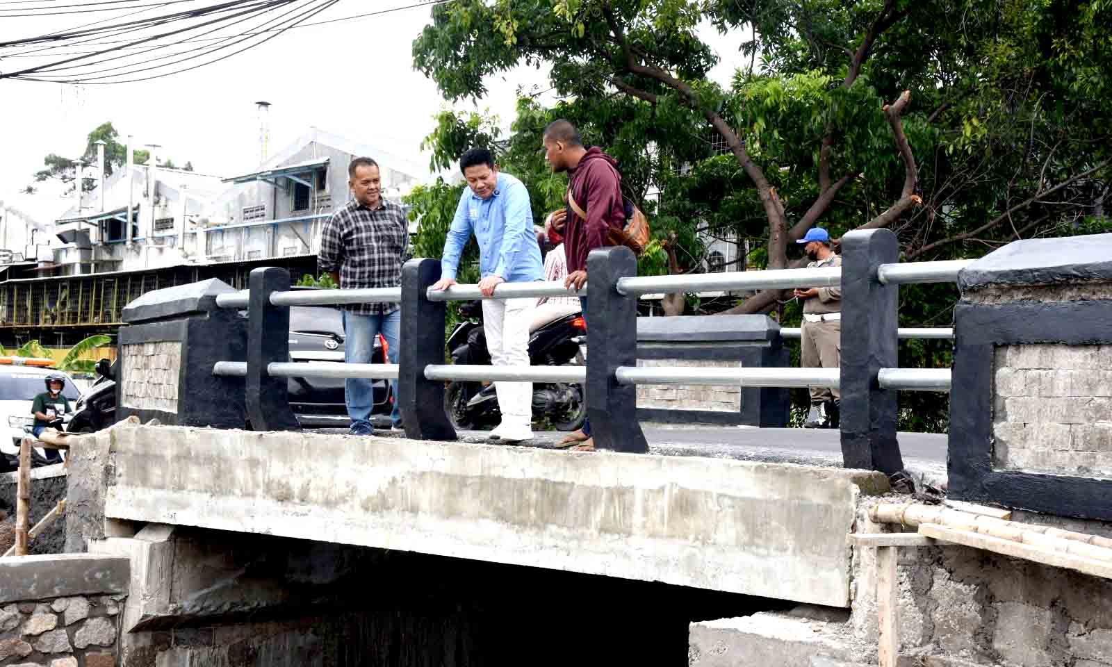 Bupati Sidoarjo Pastikan Jembatan Banjarsari Aman