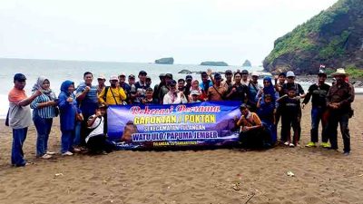 Cara unik H. Suprapto Komandoi Petani Tulangan