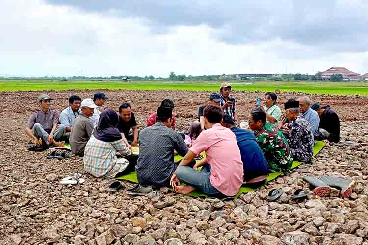 Danramil Petarukan Pimpin Doa Bersama