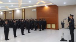 61 Personel Polres Kediri Dianugerahi Satyalancana Pengabdian