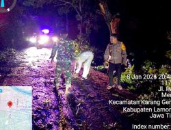 Polsek Karanggeneng Bergerak Cepat, Evakuasi Kabel Putus dan Pohon Tumbang di Musim Hujan