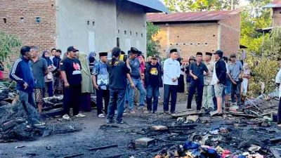 Wakil Bupati Hengky Yasin Tinjau Lokasi Kebakaran di Toddosila