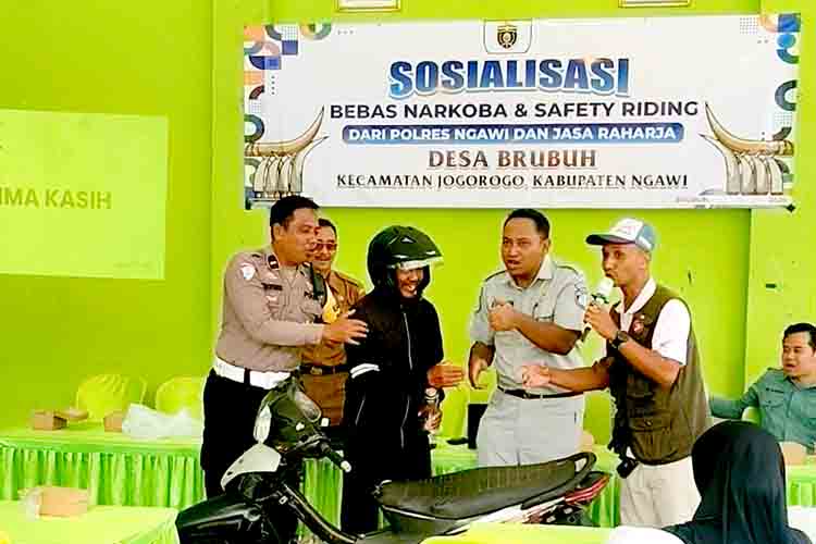 018e3083 b053 46ae b611 8a59b3a25c9d