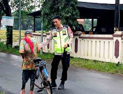 Polsek Bodeh dan Aliansi Wartawan Pantura Bersatu (AWPB) Berbagi Takjil, Wujud Kolaborasi Amal di Bulan Ramadan