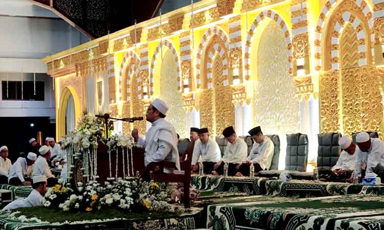 Dandim Pemalang Hadiri Khaul Akbar Kabupaten Pemalang Tahun