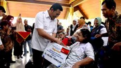 Bansos Jumbo Rp3,016 Miliar: Sinergi Pemprov–Pemkab Sidoarjo Perkuat Perlindungan Sosial