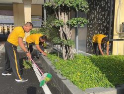 Polres Kediri Kota Gelar Kerja Bakti Dukung Gerakan Indonesia ASRI