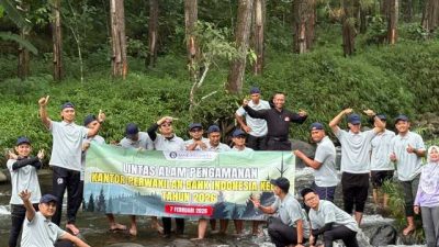 Polres Kediri Kota Dampingi Peningkatan Kemampuan Satpam Bank Indonesia di Hutan Pinus Kare