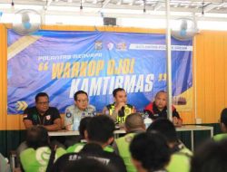 Sinergi di Balik Secangkir Kopi: Polres Gresik Rangkul Driver Ojol dalam Operasi Keselamatan Semeru