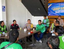 Operasi Keselamatan Semeru Polres Lamongan Ajak Ojol Jadi Pelopor Tertib Lalin
