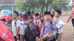 SD Negeri Tales 3 Gelar Kirab Sambut Ramadan 1447 H, Tanamkan Nilai Religius Sejak Dini