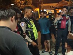 Polres Mojokerto Kota Bersama Warga Gagalkan Perang Sarung