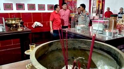 Kapolres Ngawi Tinjau Klenteng, Pastikan Perayaan Imlek 2577 Kongzili Aman dan Kondusif