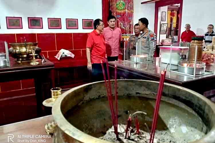 Kapolres Ngawi Tinjau Klenteng