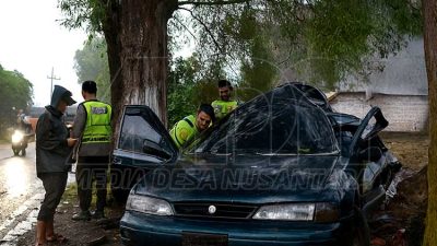 Kecelakaan Maut di Takerharjo: Mobil Oleng, Dua Warga Gresik Tewas Seketika