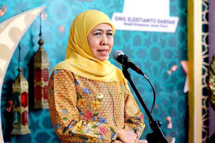 Khofifah Ultimatum Pengusaha