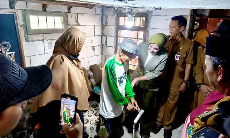 Meringankan Beban Warga