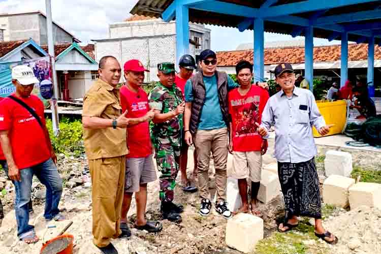 PT SNR Bangun Rumah Layak Huni untuk Lima Yatim Piatu di Paciran