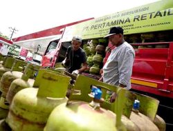Pertamina Patra Niaga Regional Kalimantan Lakukan Extra Dropping dan Gelar Operasi Pasar Sambut Ramadhan dan Nyepi