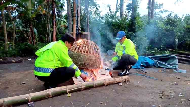 Polres Malang Bongkar Arena Sabung Ayam di Sumberpucung