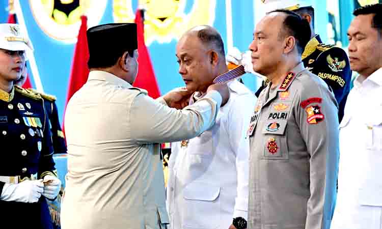 Presiden Prabowo Anugerahkan Tanda Kehormatan kepada 70 Tokoh