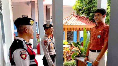 Sat Samapta Polres Ngawi Gelar Patas di SMAN 1 Ngawi