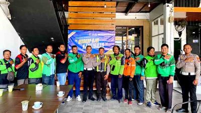 Satlantas Polres Lamongan Sapa Ojol