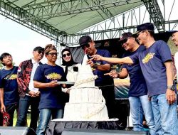 Tradisi Tumpeng Tempe Raksasa Meriahkan Harjasda ke-167 di Sedengan Mijen
