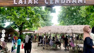 Wisata Sendangduwur: Pasar Legi Latar Cendhani, Jejak Tradisi di Era Digital