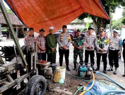 Bantuan Sumur Bor Polres Kediri Disambut Antusias Warga Gurah