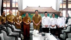 Bupati Sidoarjo Tekankan Pentingnya Sertifikasi Halal bagi UMKM