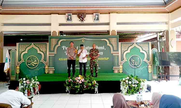 Halal Bihalal Mantup