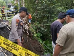 Pasang Police Line Polres Lumajang Tangani Longsor di Tempursari Kendaraan Berat Dilarang Melintas
