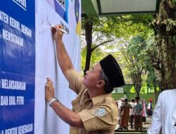 Ribuan Pelajar SMP Negeri 1 Purwoasri Gelar Apel Ikrar Anti Kekerasan dan Ramadan Tanpa Petasan