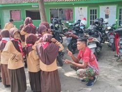 Kedekatan Satgas TMMD Kodim Kediri dengan Siswa Warnai Aktivitas di SDN Gadungan 4