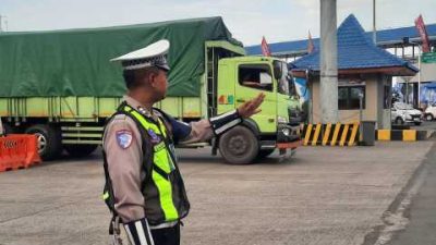 Hari Keempat Operasi Ketupat Semeru Polda Jatim Pastikan Jalur Tol dan Arteri Lancar