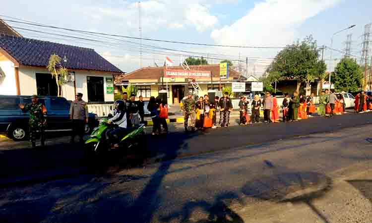 Jaga Ketertiban, Babinsa Koramil 01