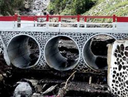 Jembatan Armco Sungai Gintung Kembali Dibuka, Warga Sambut Lega