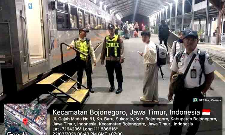 Polisi Intensifkan Patroli di Stasiun Bojonegoro Selama Libur Lebaran