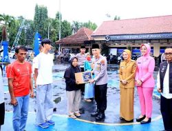 Polres Kediri Kota Bersama HDCI Kediri Raya dan Bhayangkari Cabang Kediri Kota Tebar Kebaikan: Bagikan 1000 Takjil dan 400 Paket Sembako