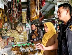 Satgas Pangan Polres Ngawi Cek Harga dan Stok Bapokting, Cabai Masih Fluktuatif