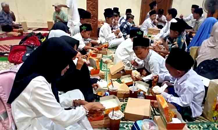Suasana Haru di Songosiji