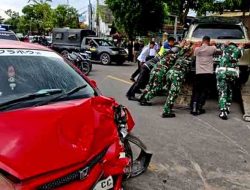 Tabrakan Dua Mobil di Jalur Nasional Bojonegoro, Lalu Lintas Sempat Lumpuh
