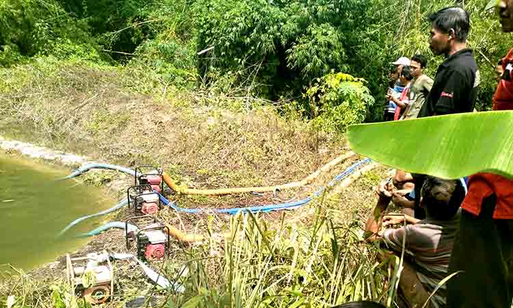 Tragedi di Embung Weslic