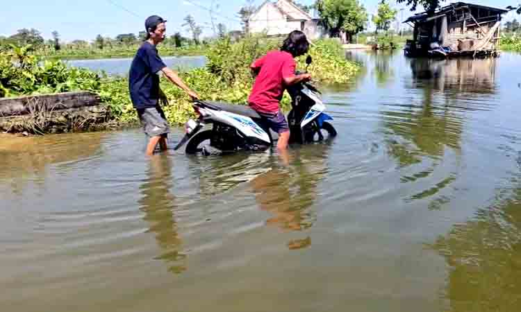 Warga Bojoasri Masih Terisolir Banjir Saat Idulfitri