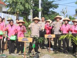 Gerakan Indonesia ASRI : Polres Probolinggo Gelar Aksi Penghijauan Pulihkan Lahan Kritis