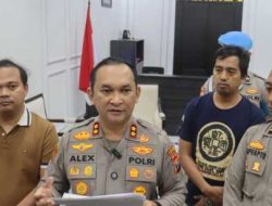 Polres Lumajang Amankan 10 Terduga Pelaku Penganiayaan Kepala Desa Pakel